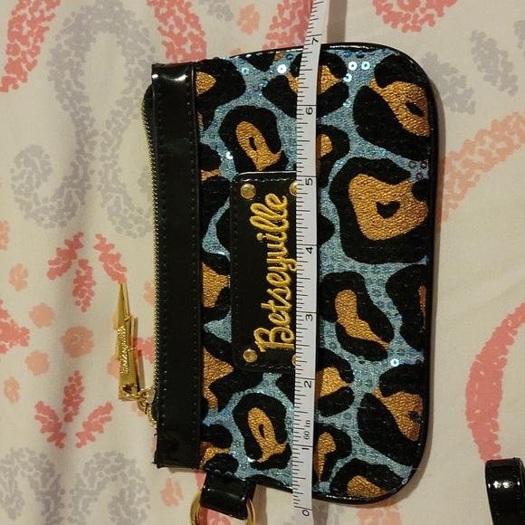 Betsey Johnson Wristlet - Picture 7 of 8
